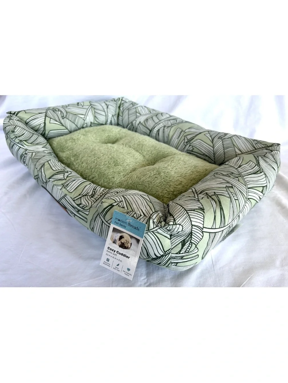 Green Leaf Small Pet Bed with Plush Cushion cat dog